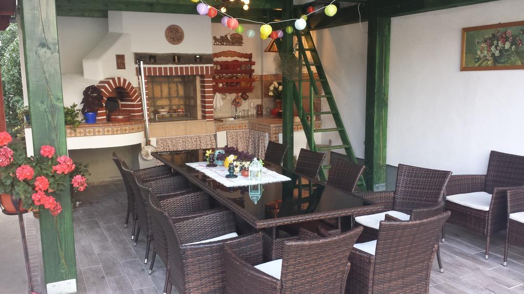 Mama'S House Hostel Cerklje na Gorenjskem Ngoại thất bức ảnh